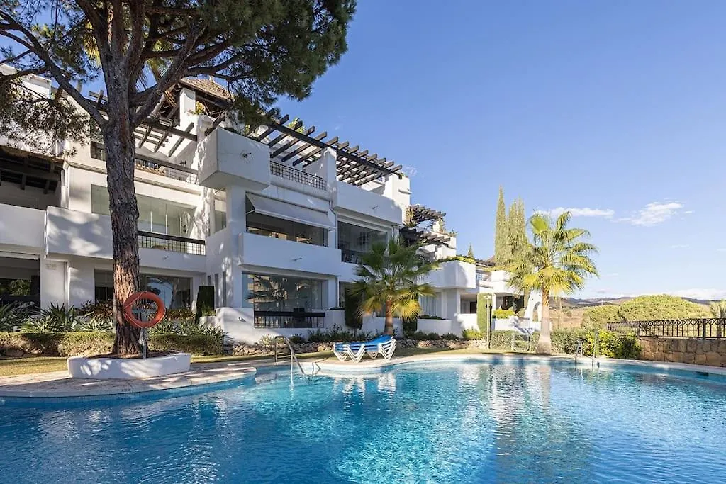 Apartment Luxurious 80M² Studio Apartment, Stunning Sea Views - Rio Real Golf, Marbella